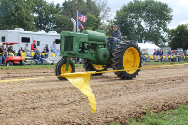 johndeere70propanewaylonhurst.jpg