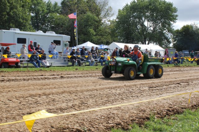 richardoeder2014farmclubtractorshow.jpg